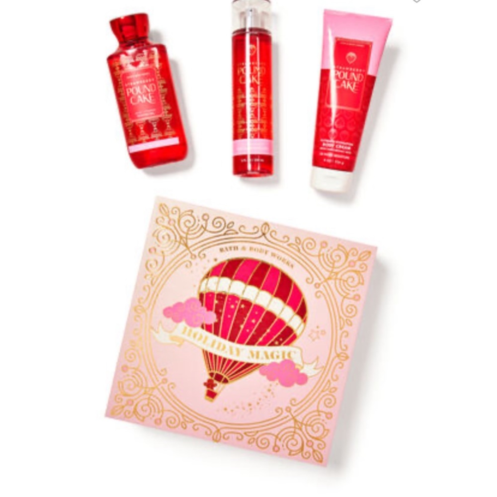 Bath and Body Works Strawberry Pound Cake Gift Box Set